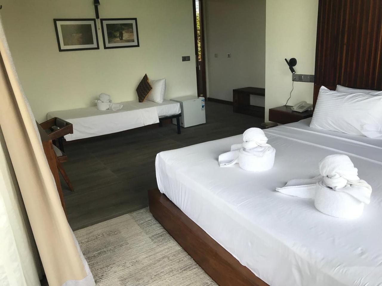 Thimbiri Wewa Resort Wilpattu Eksteriør billede