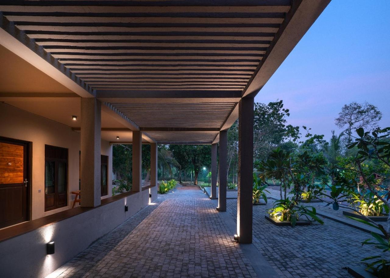 Thimbiri Wewa Resort Wilpattu Eksteriør billede